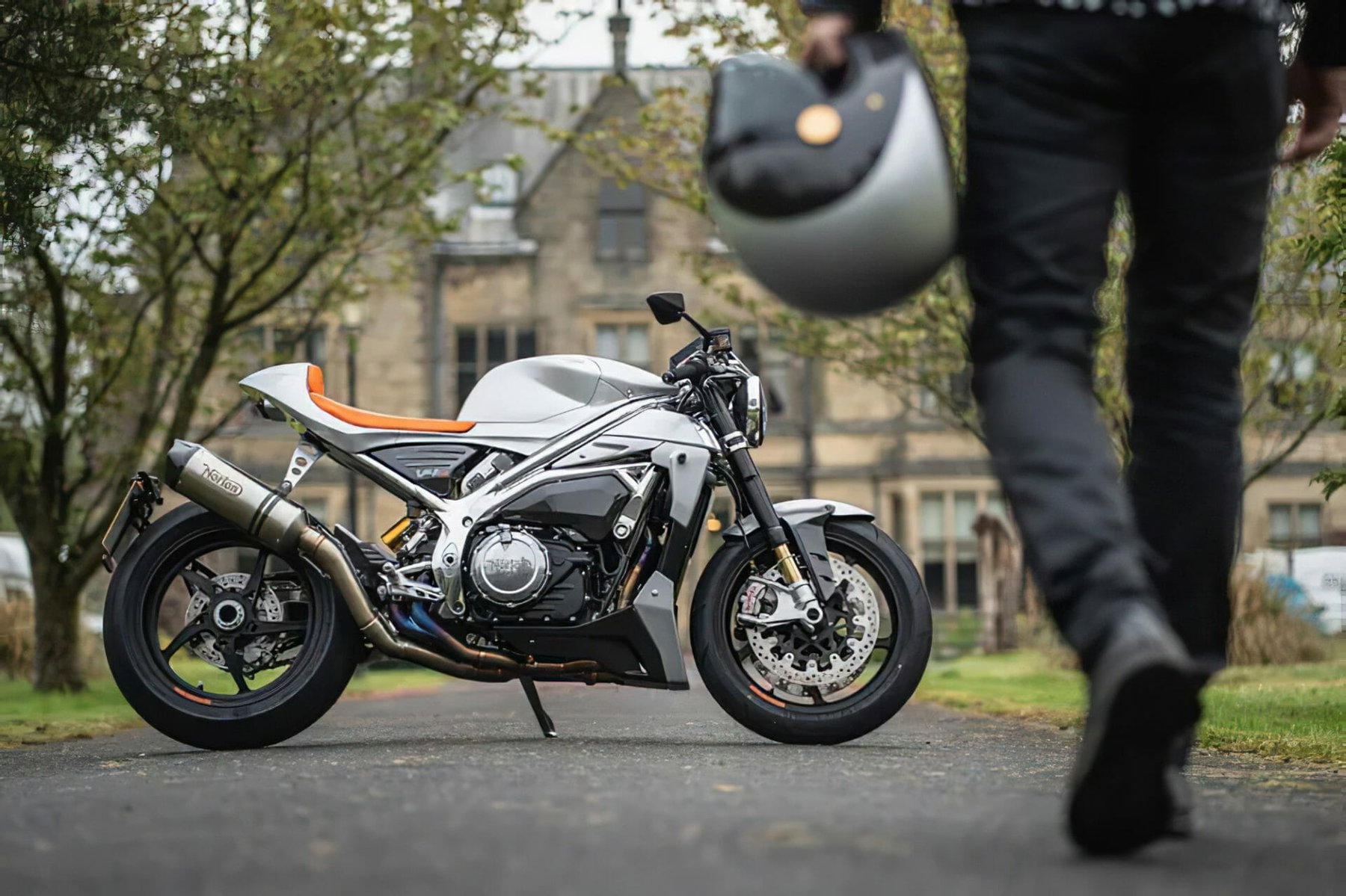 Norton V4CR 2023
