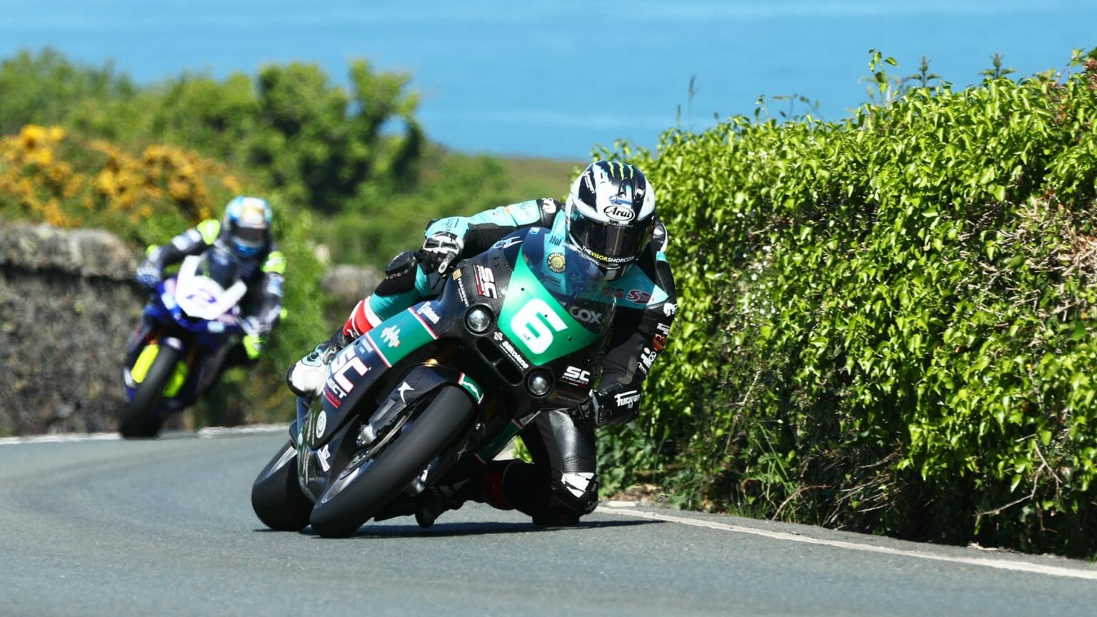 Michael Dunlop breaks all records with breathtaking speed Isle of Man TT Qualifying 5 1