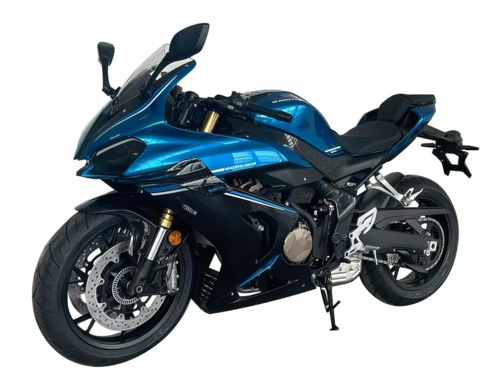 QJMotor expands its lineup with the SRK 800RR 22 QJMotor SRK 800RR 2 1