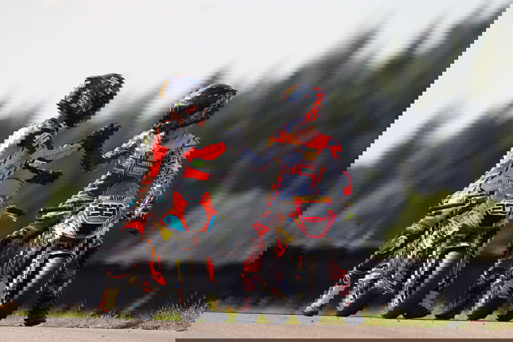 Fynn Kratochwil crowned first winner of FIM MiniGP Germany 2023 30 Fynn Kratochwil und Jason Rudophl qualifizieren sich fuer das FIM MiniGP World Series Final in Valencia