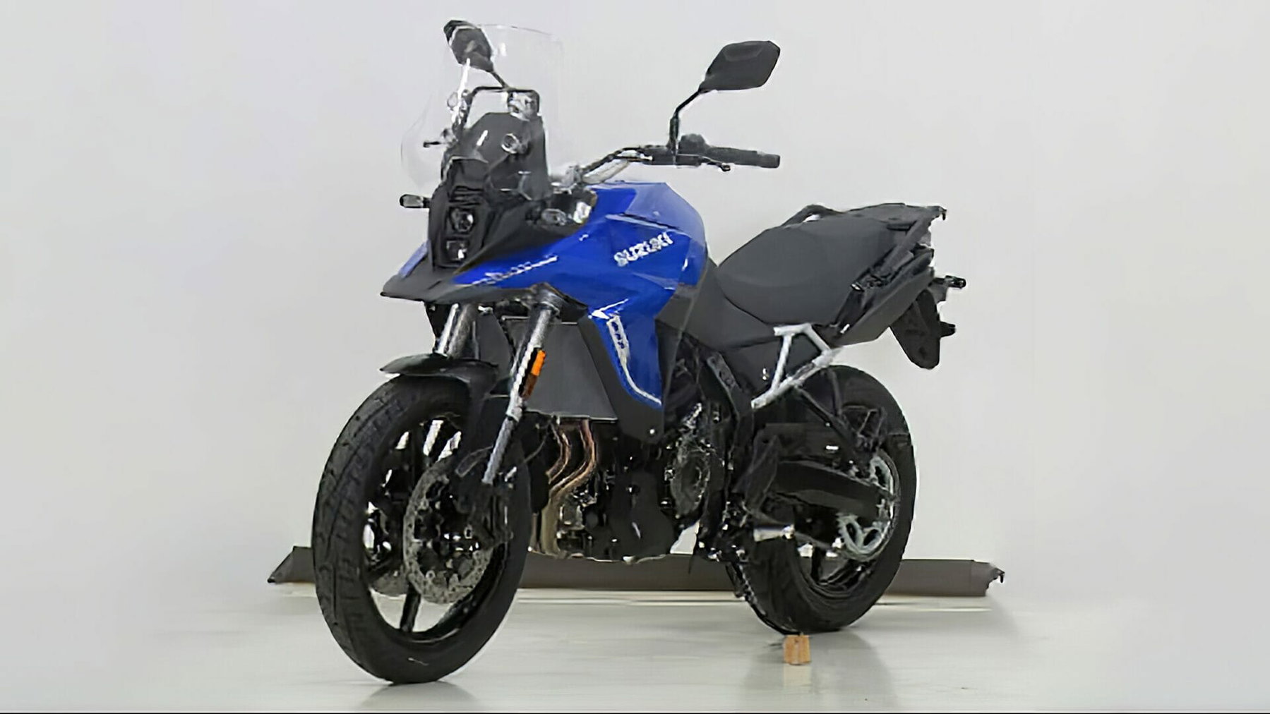 Suzuki V-Strom 800 2024