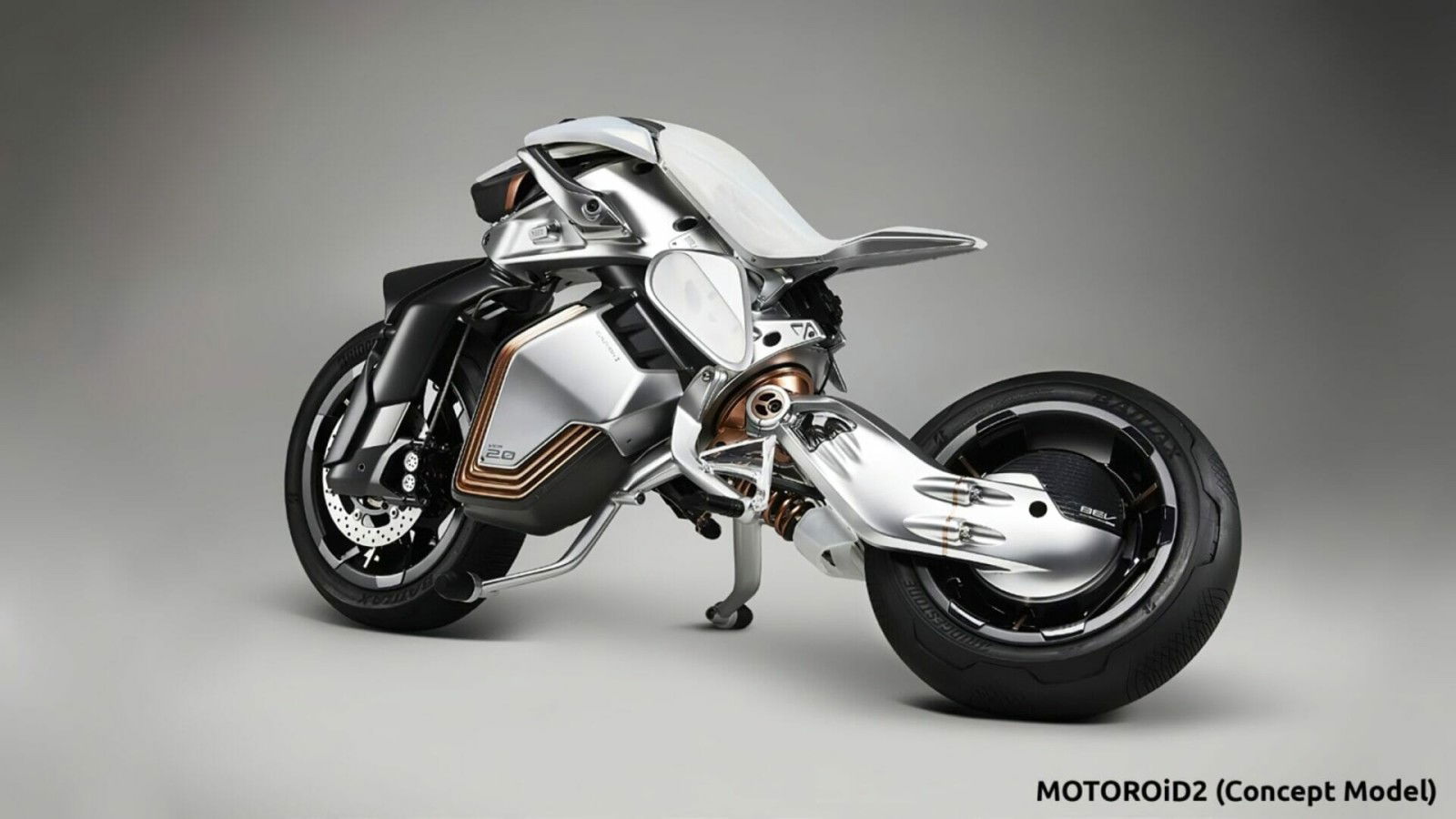 Die Evolution von Yamaha MOTOROiD: Ein Tiefgang in künftige Mobilität 25 2024 YAM MOTOROiD2 JP NA MC CONC 001 03 preview 1