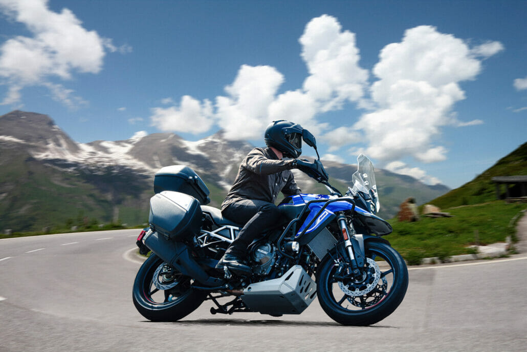 Suzuki V Strom 800 2024 1