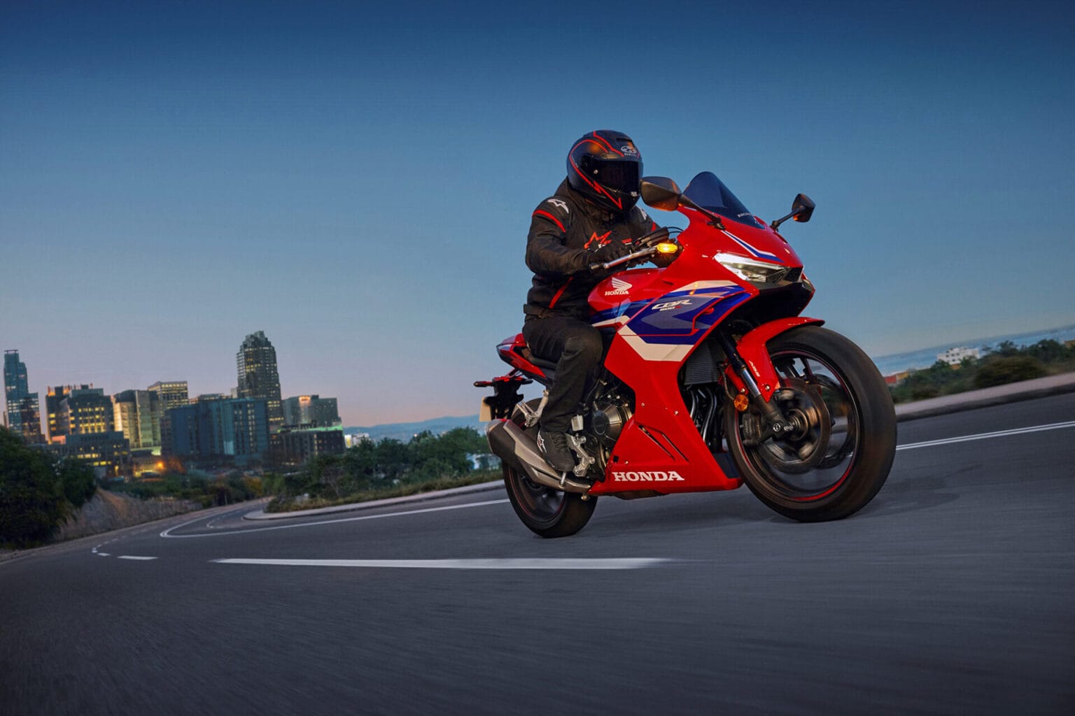 New CBR500R 2024: Sporty RR-style update with modern technology Honda CBR500R 2024 61