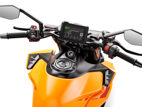 Rückruf bei KTM und Husqvarna: Tankdeckeldichtungen bei Duke, Svartpilen und Vitpilen werden ausgetauscht 27 KTM 990 Duke 2024 26