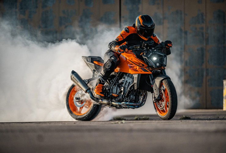 KTM 990 DUKE für 2024 - Evolution der Performance 27 KTM 990 Duke 2024 40