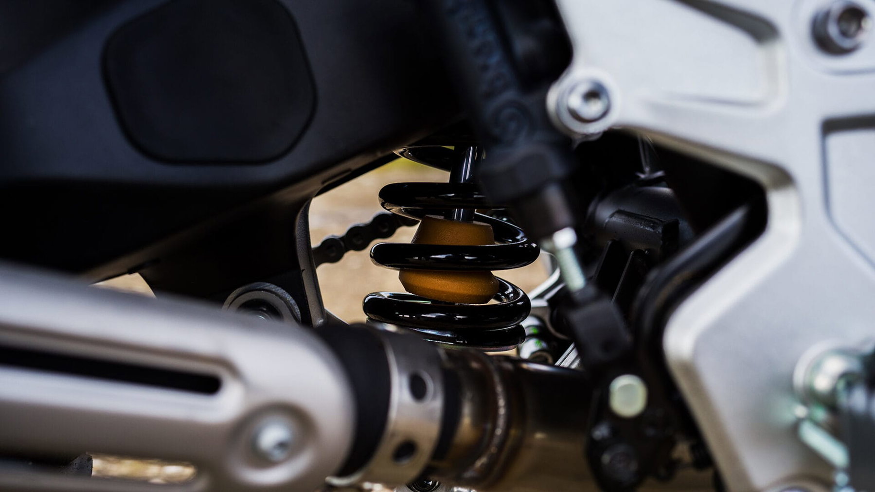 Yamaha Ténéré 700: Blinker-Rückruf mit Fahrstopp für alle 2025er 1 Yamaha Tenere 700 Explore 2024 8
