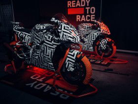 Pierer Mobility kehrt zur EICMA 2024 zurück: Was man von KTM, Husqvarna, GASGAS und MV Agusta erwarten kann 27 KTM 990 RC R PROTOTYPE 1