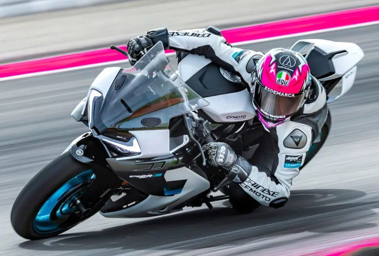 CFMoto 675 SR-R: Chinas neuer Supersportler 84 CFMoto 675 SR R 3 1