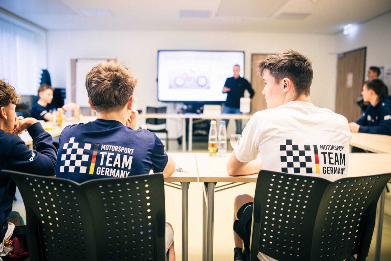 Motorsport Team Germany: Start des Bewerbungsverfahrens für 2025 Foerderfahrer des Motorsport Team Germany erhalten eine umfassende Ausbildung Foto Gruppe C Photography