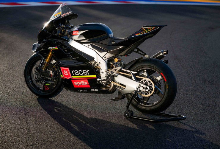Aprilia X GP: Neues limitiertes High-Performance-Modell von Piaggio angekündigt 39 05 Aprilia RSV4 X ex3ma