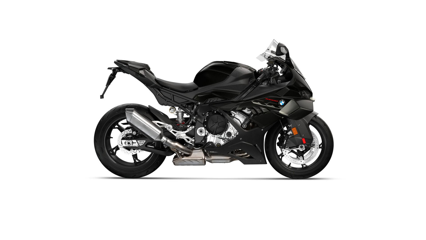 BMW S 1000 RR: Zündschloss-Rückruf trifft die gesamte Baureihe 3 BMW S 1000 RR der Baureihe K67 in dunkler Lackierung – Seitenansicht im Studio vor weißem Hintergrund