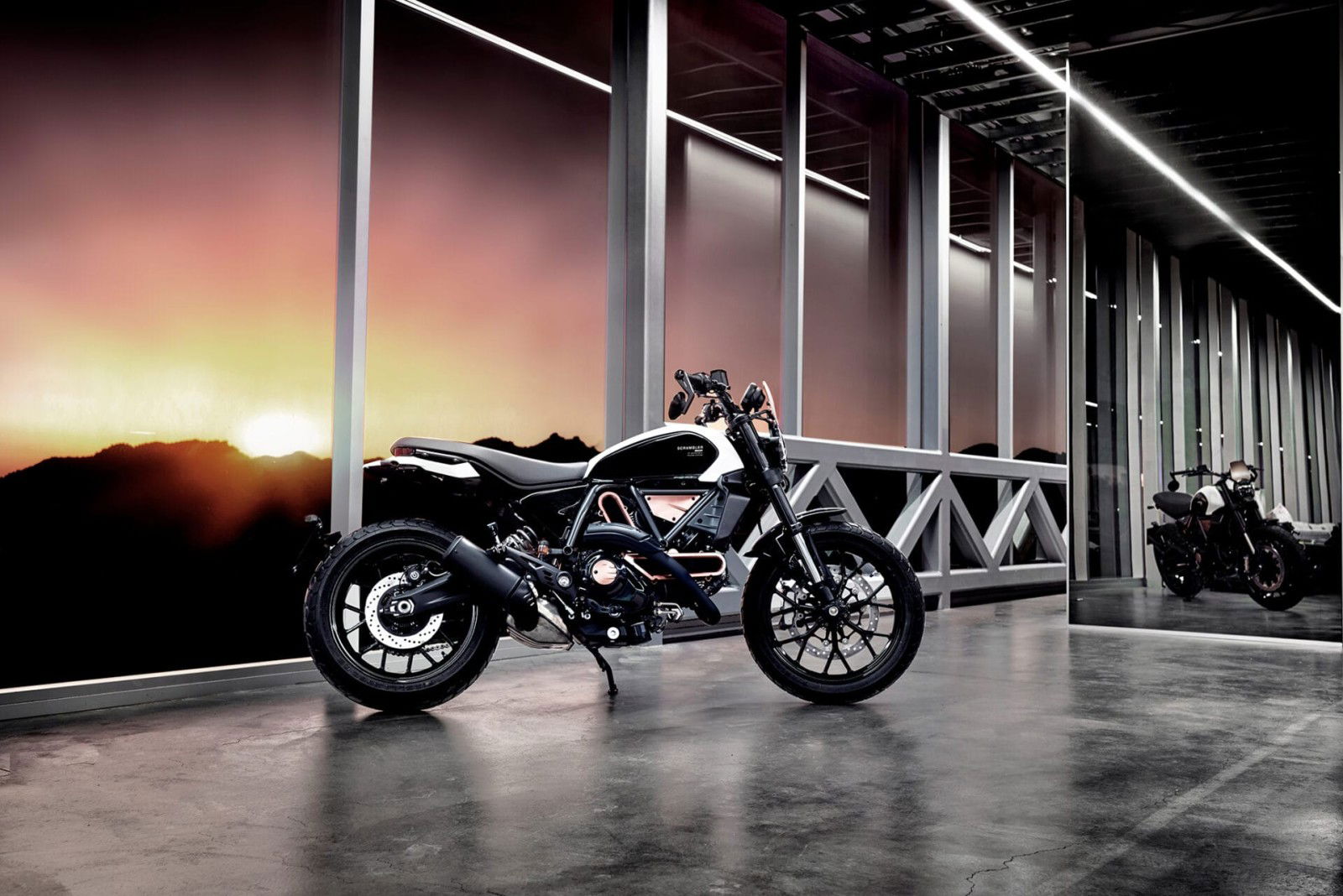 Ducati feiert 10 Jahre Scrambler mit limitierter Rizoma Edition 25 MY25 SCRAMBLER RIZOMA 11 7 UC707098 High