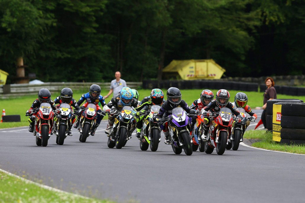 Einstieg in den Motorradsport: Für Kinder ab sechs Jahren 28 1