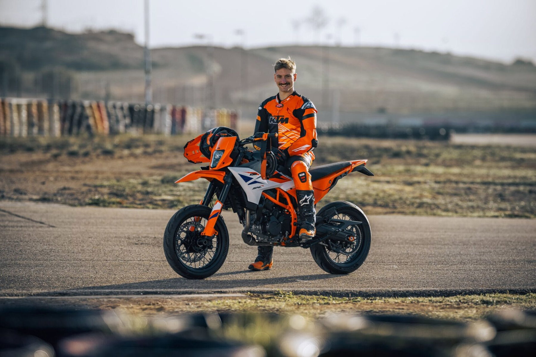 KTM 390 SMC R 2025