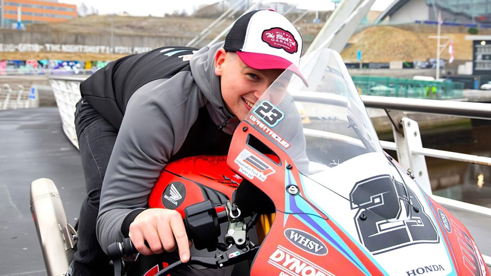 WH Racing returns to the Isle of Man TT with Marcus Simpson 25 MarcusSimpson