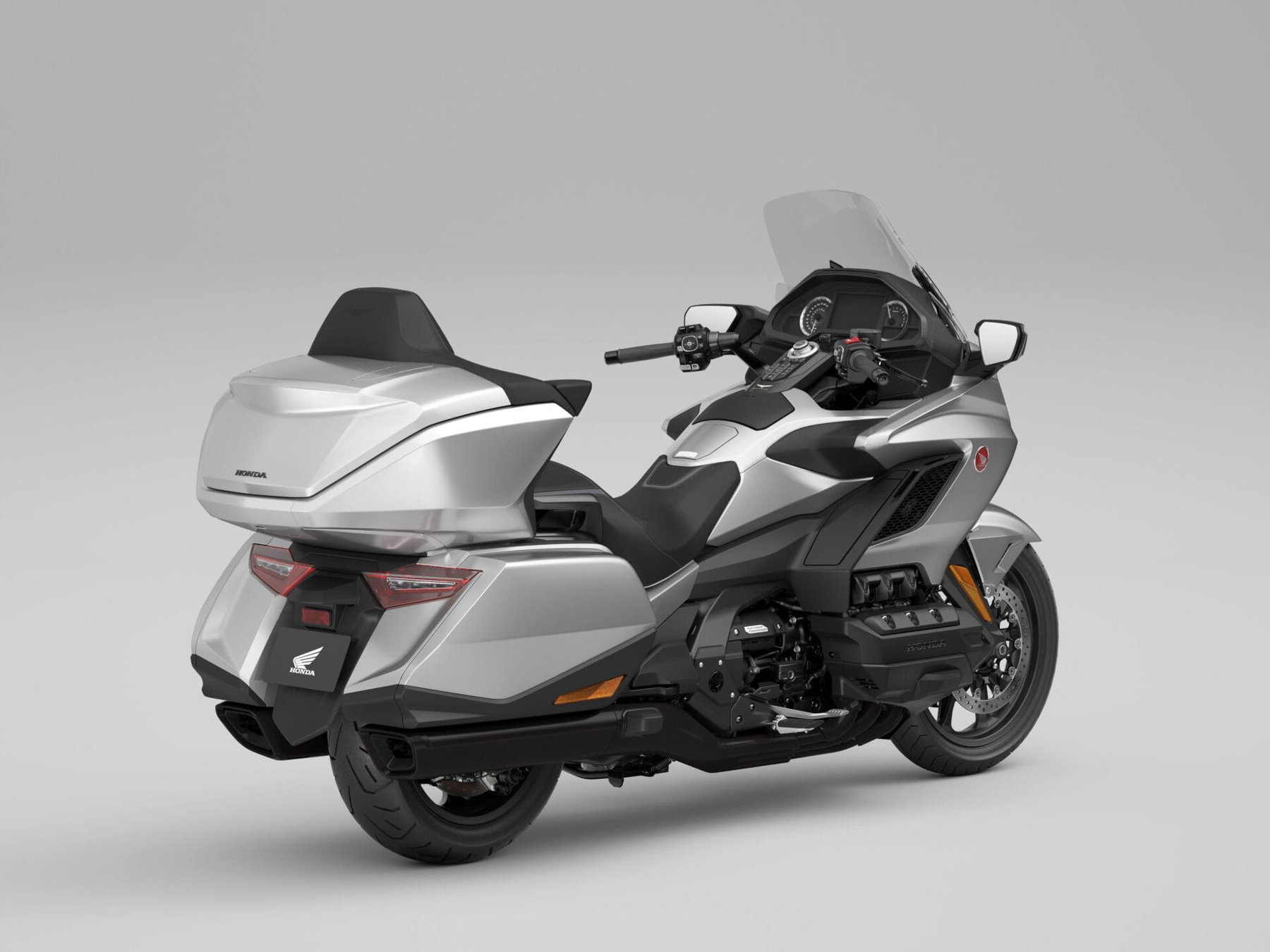 Honda Kumamoto produziert wieder: Gold Wing und Super Cub laufen an 3 Honda Gold Wing Tour Detailansicht
