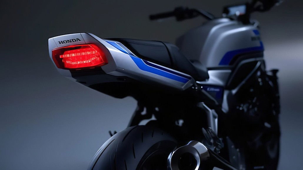 New Honda CB1000F: Production-ready retro bike with a Fireblade heart 8 Honda CB1000F 1 1