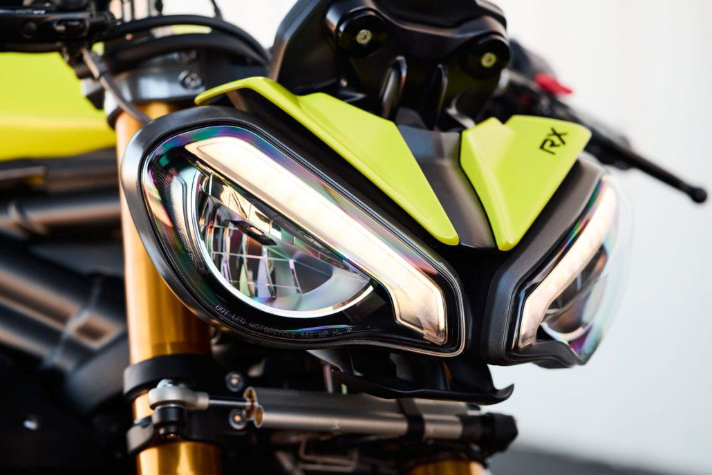 OE SpeedTriple1200RX MY25 08346 JP