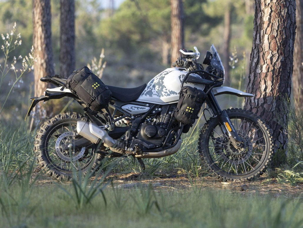 Kriega OS-BASE HIMALAYAN: Rackless-Abenteuertaschen für die Royal Enfield 4 kriega os base himalayan 3