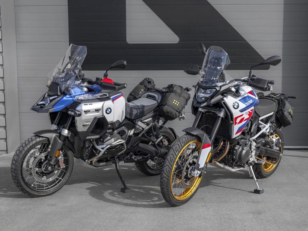 Kriega OS-BASE HIMALAYAN: Rackless-Abenteuertaschen für die Royal Enfield 8 kriega os basegs 1300adv F900