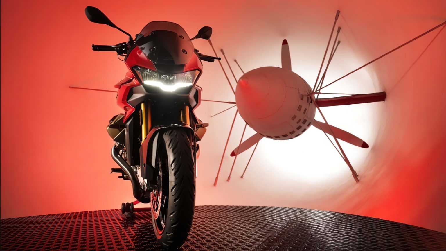 Moto Guzzi V100 Mandello Wind Tunnel 2 1