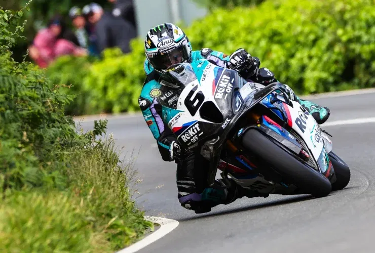 Michael Dunlop dominiert letztes Qualifying der TT 2025 – Bestzeit bei den Superbikes 78 fbtw q5 jpg