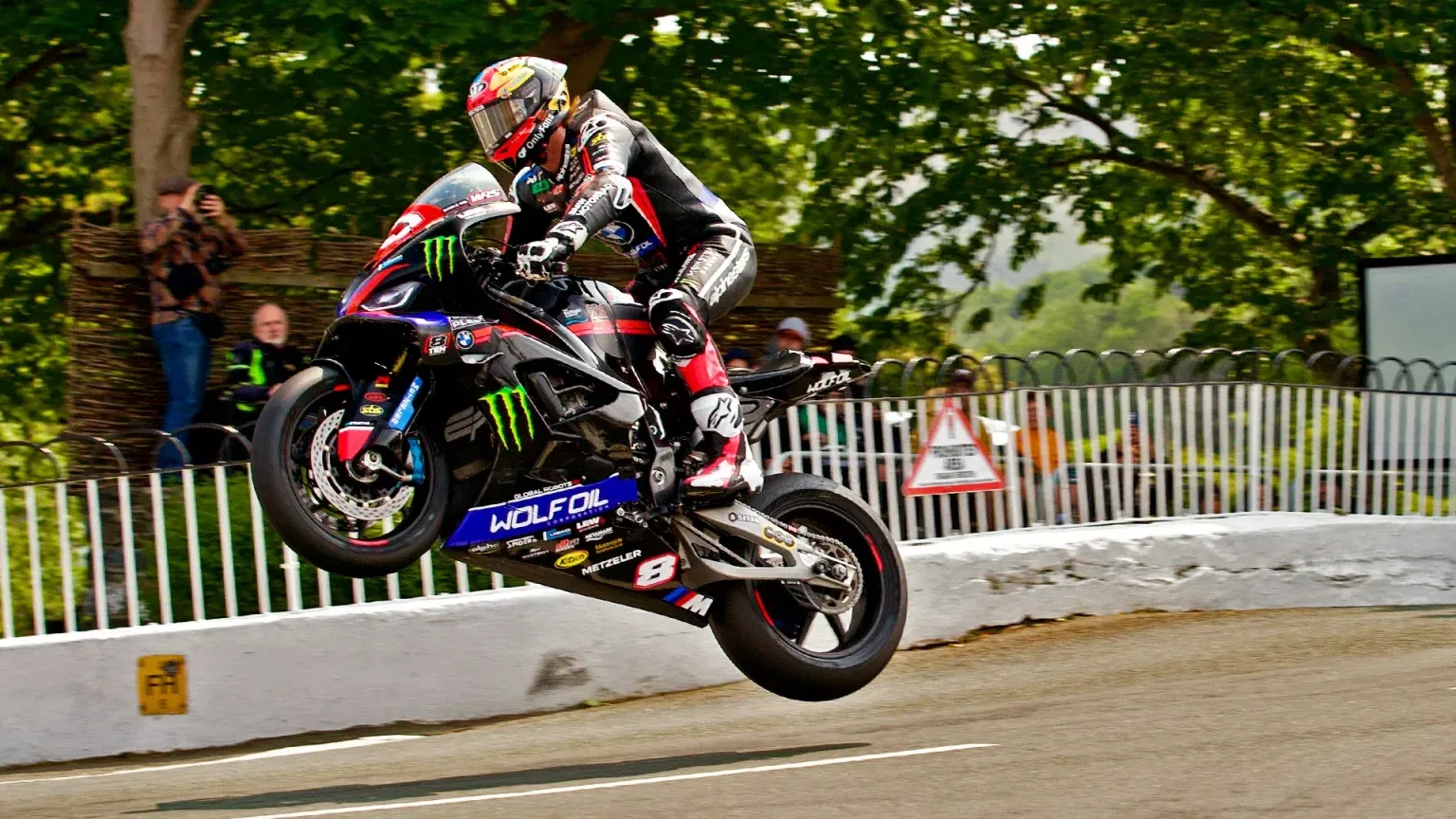 TT 2025: Davey Todd shines in fourth qualifying – Harrison with superbike power fbtw todd jpg 350e2b96