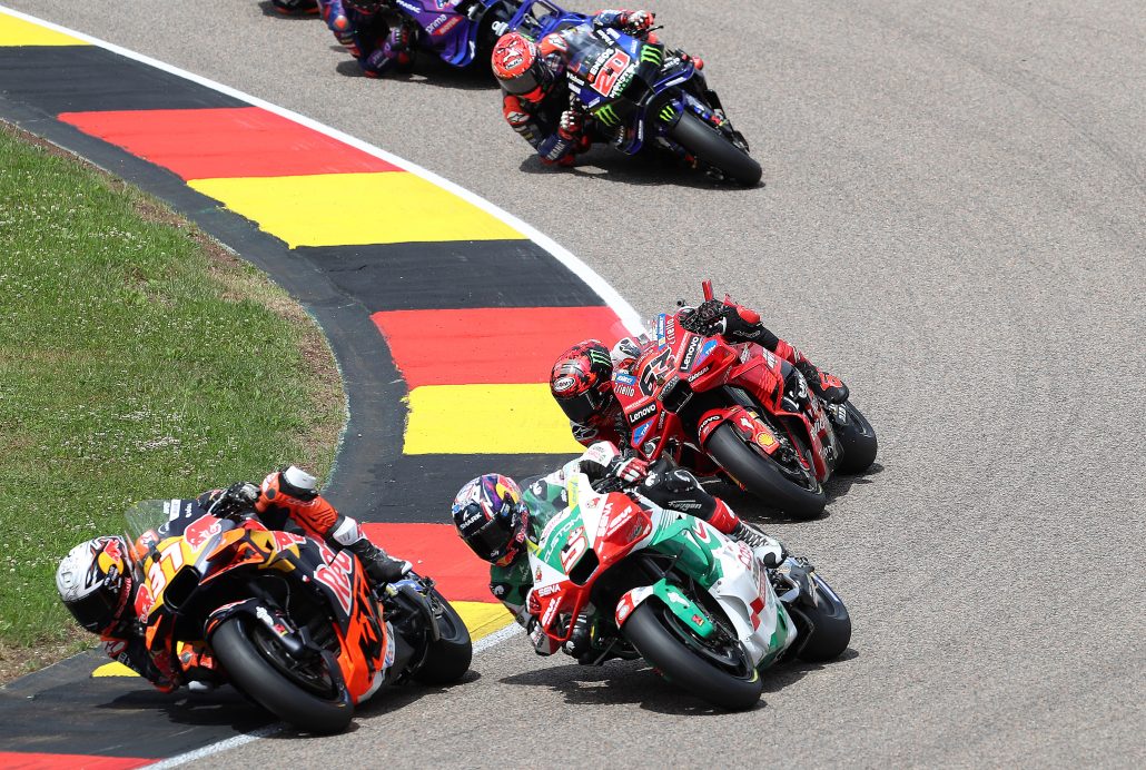 MotoGP Sachsenring 2025: Marc Marquez siegt souverän beim Sturz-Festival – Besucherrekord und neue Perspektiven für die Strecke MotoGP Sachsenring 2025