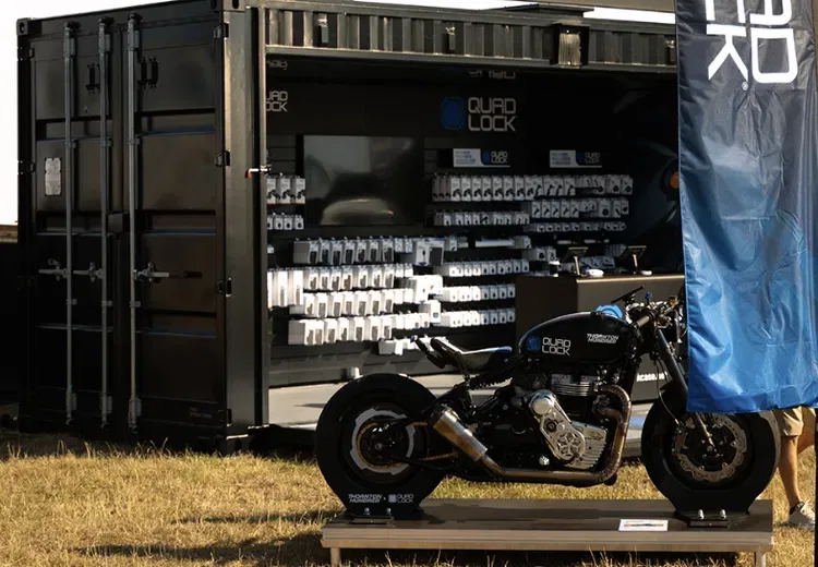 Supercharged bobber from Quad Lock and Thornton Hundred Motorcycles: Custom bike with 220 hp 25 Quadlock Custom Bike