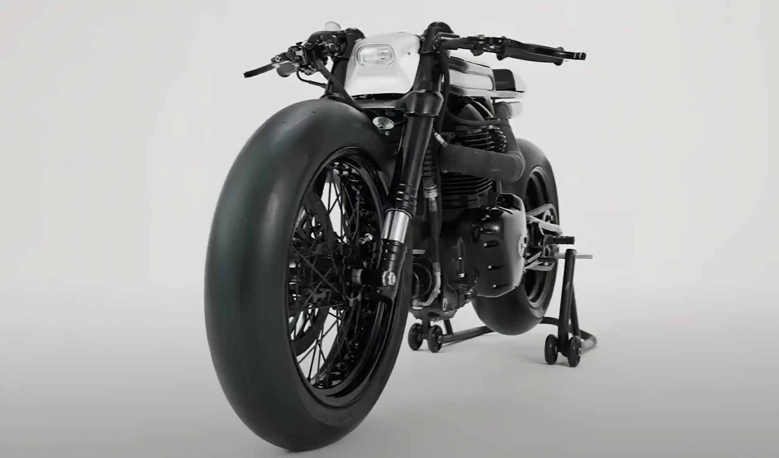 Rajputana Customs Royal Enfield Shotgun 650 1