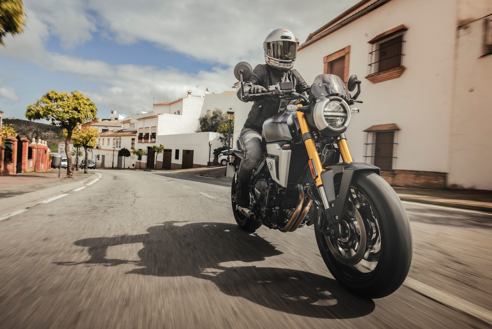 Suzuki GSX-8T und GSX-8TT – Retro-Charme und moderne Performance im Mittelklasse-Segment 25 Suzuki GSX 8T 3