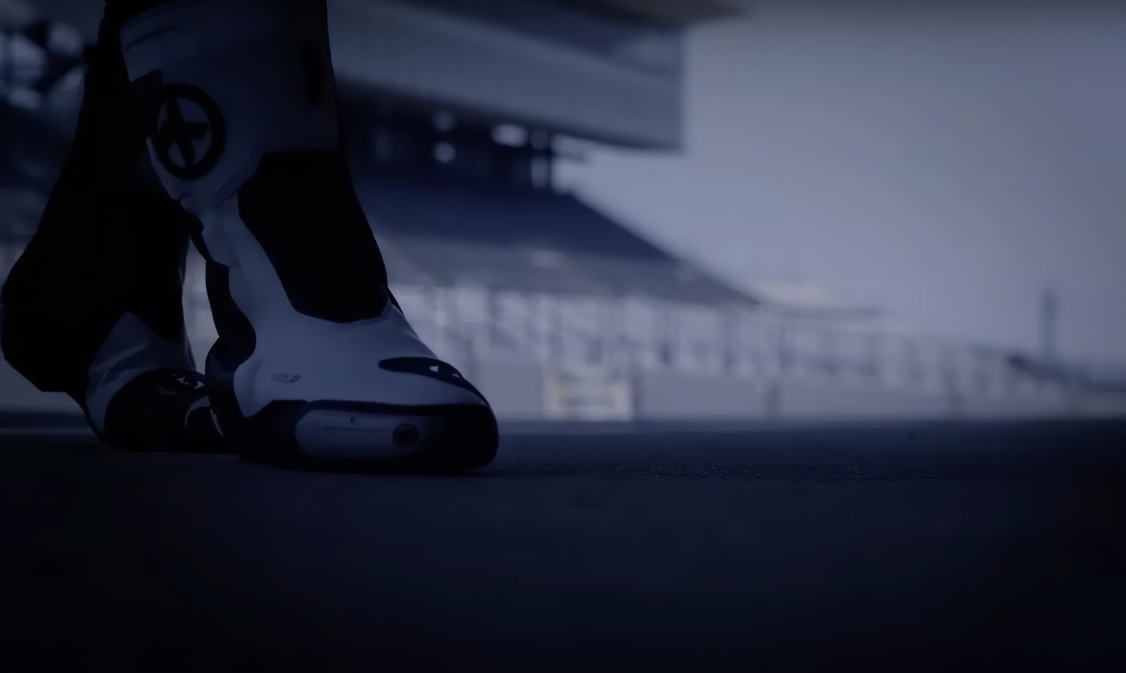 Kommt die Suzuki GSX-R1000 zurück? Teaser zum 40. Jubiläum sorgt für Spekulationen 25 Suzuki Gixxer Geruechte 1