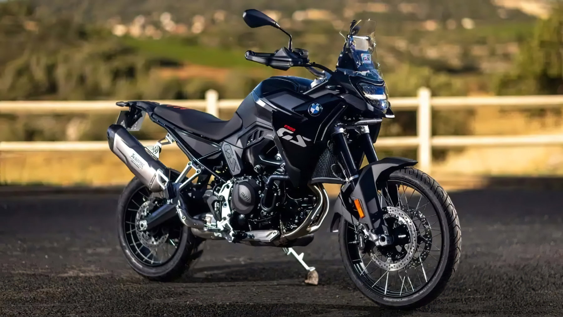 Neue BMW Mittelklasse-GS erwischt: Kommt die F 650 GS zurück? 22 BMW F 900 GS Dark Edition