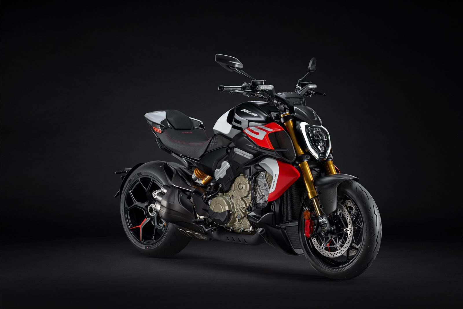 Ducati Diavel V4 RS and Multistrada V4 RS – Exclusive performance with MotoGP DNA 25 04 MY26 DIAVELV4 RS STUDIO 6 UC843884 High