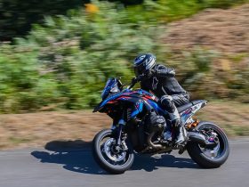 BMW R 1300 GS: Rekordfahrt am Berg und Gerüchte um eine M-Version 51 BMW M 1300 GS Bergrennen 3 1