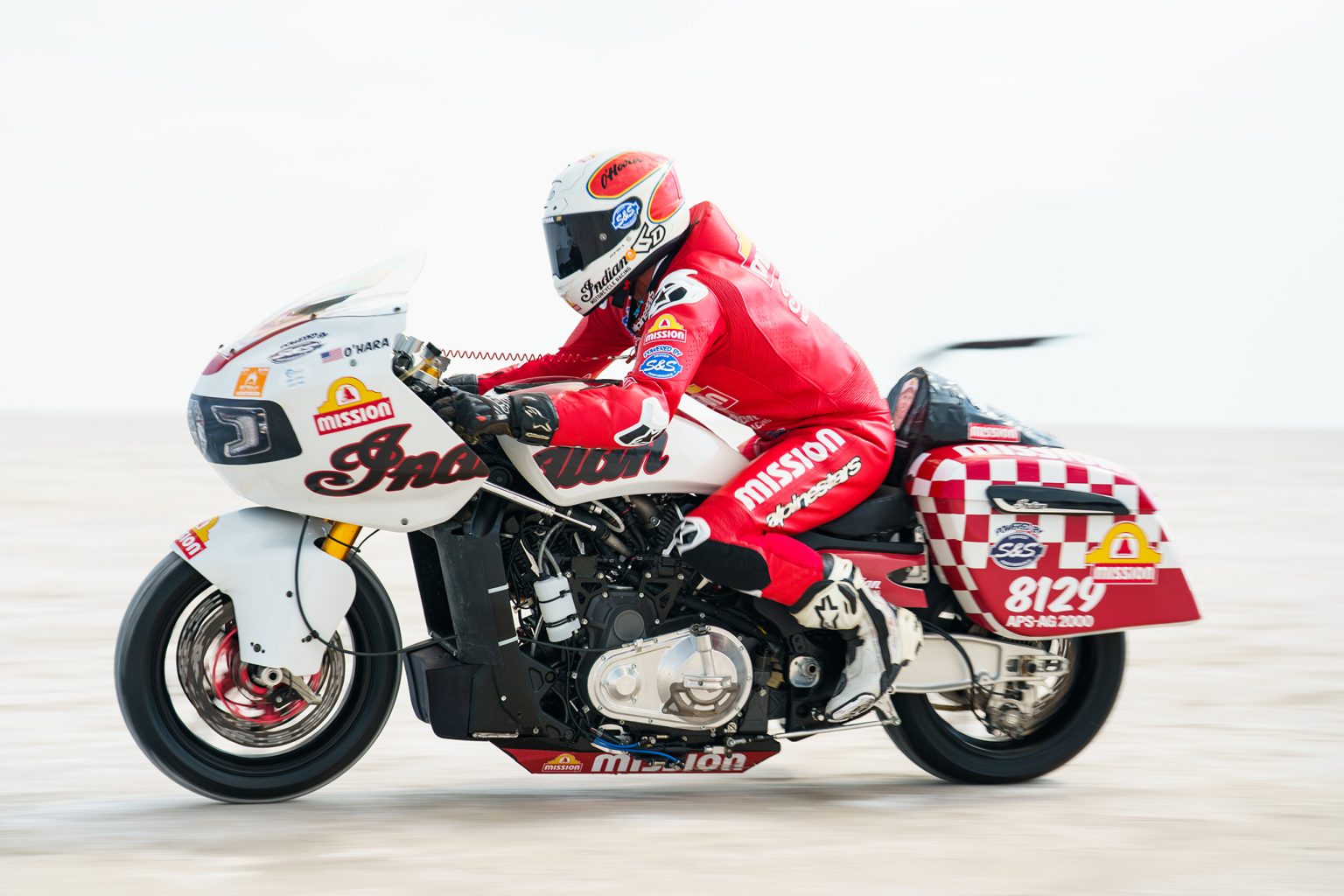 Record-breaking ride on the salt flats: Tyler O’Hara sets new AMA speed record on Indian Challenger Indian Challenger Bonneville Rekord 12