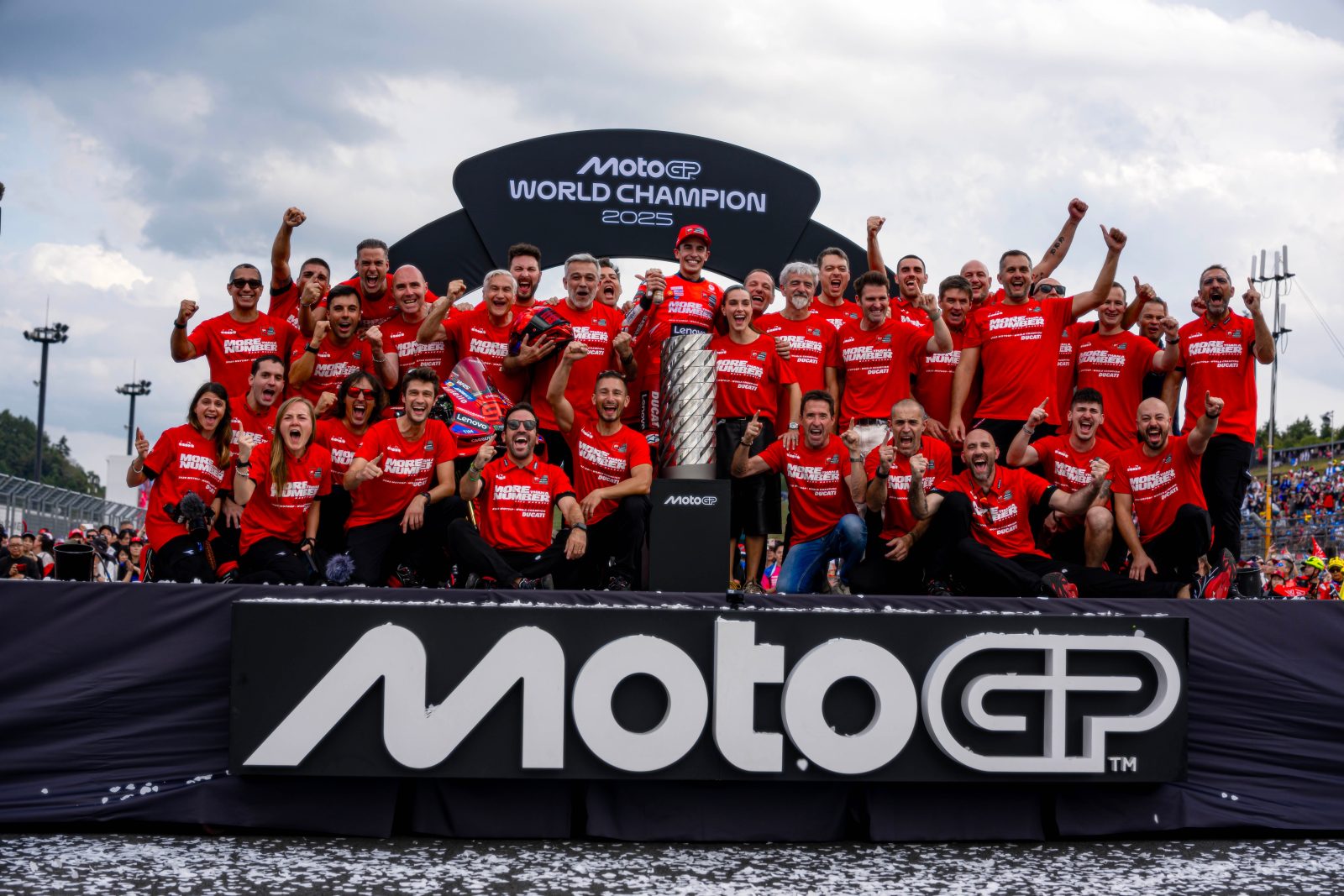 MotoGP 2025: Marc Márquez und Ducati sichern sich vorzeitig den Weltmeistertitel 25 Marc Marquez Weltmeister