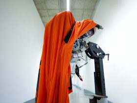 KTM gibt Ausblick auf die MotoGP-Zukunft: Erstes 850cc-Triebwerk getestet 49 2027 KTM 850cc MotoGP engine kl