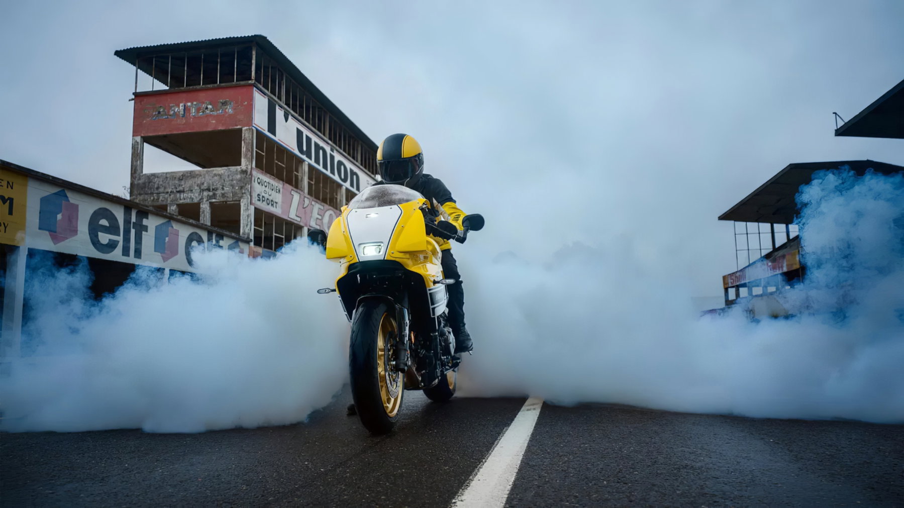 Yamaha XSR900 SP: US-Papiere deuten auf eine neue Topversion hin 1 Yamaha XSR900 GP in Seitenansicht, Basis der 890-Kubikzentimeter-Baureihe
