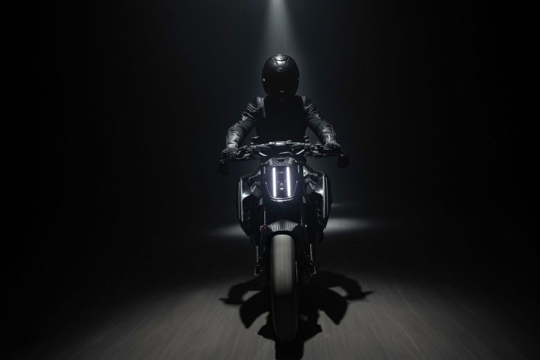 BRABUS 1400R Outdoor 30