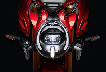 MV Agusta Brutale 950 Serie Oro 2026 8