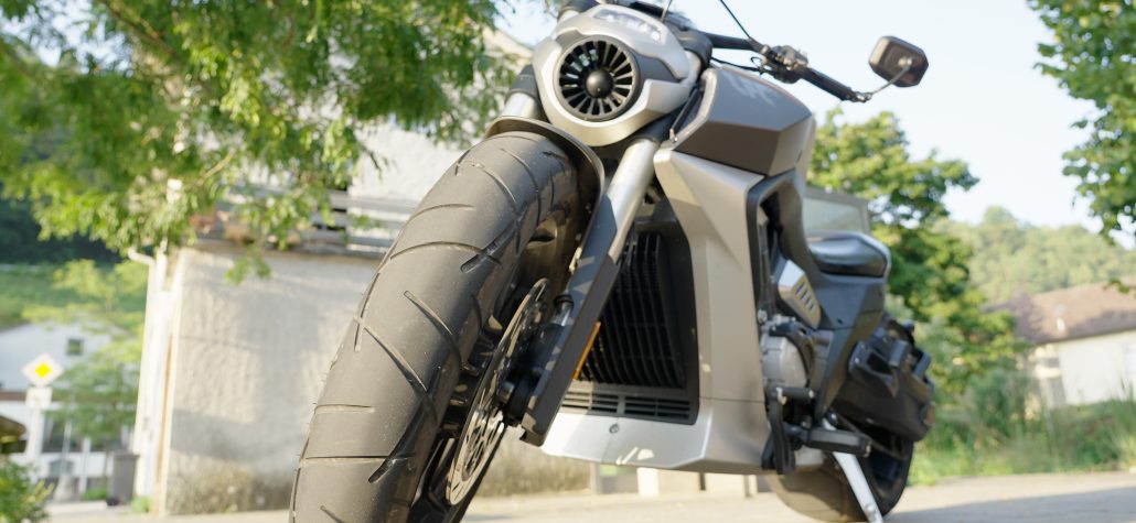 Nachrichten MN.00 21 00 26.Standbild004