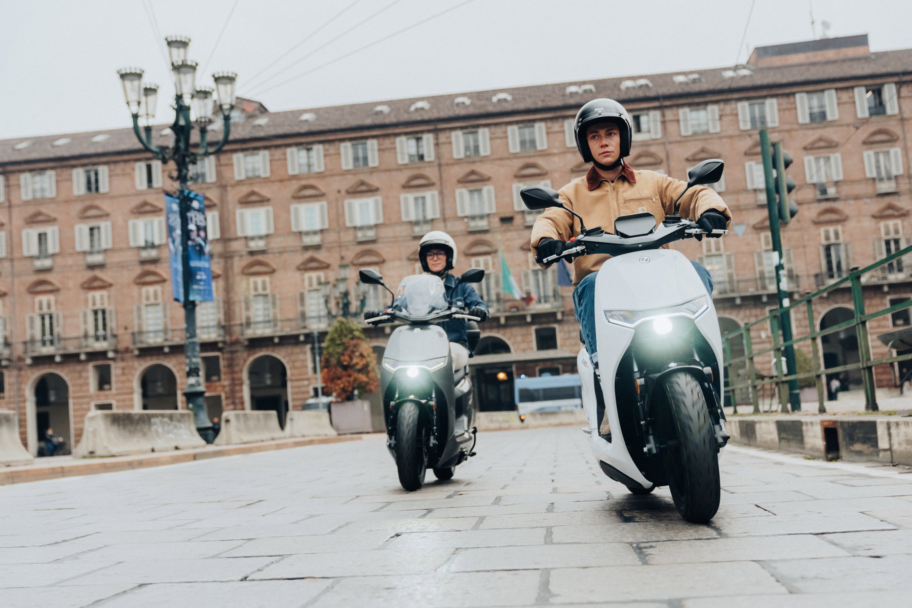 Zero Motorcycles LS1 electric scooter in lifestyle use