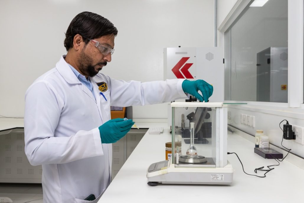 Juri Sudheimer über Frostschutzmittel: Warum die chemische Zusammensetzung wichtiger ist als die Farbe 3 Sudheimer Car Technik Vertriebs GmbHLaboren