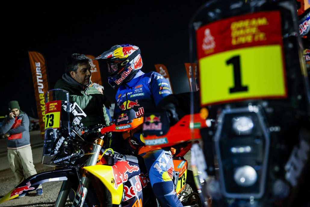 Tosha Schareina meldet sich zurück und gewinnt Etappe 3 der Dakar 2026 2 Dakar 2026 Etappe 3 2