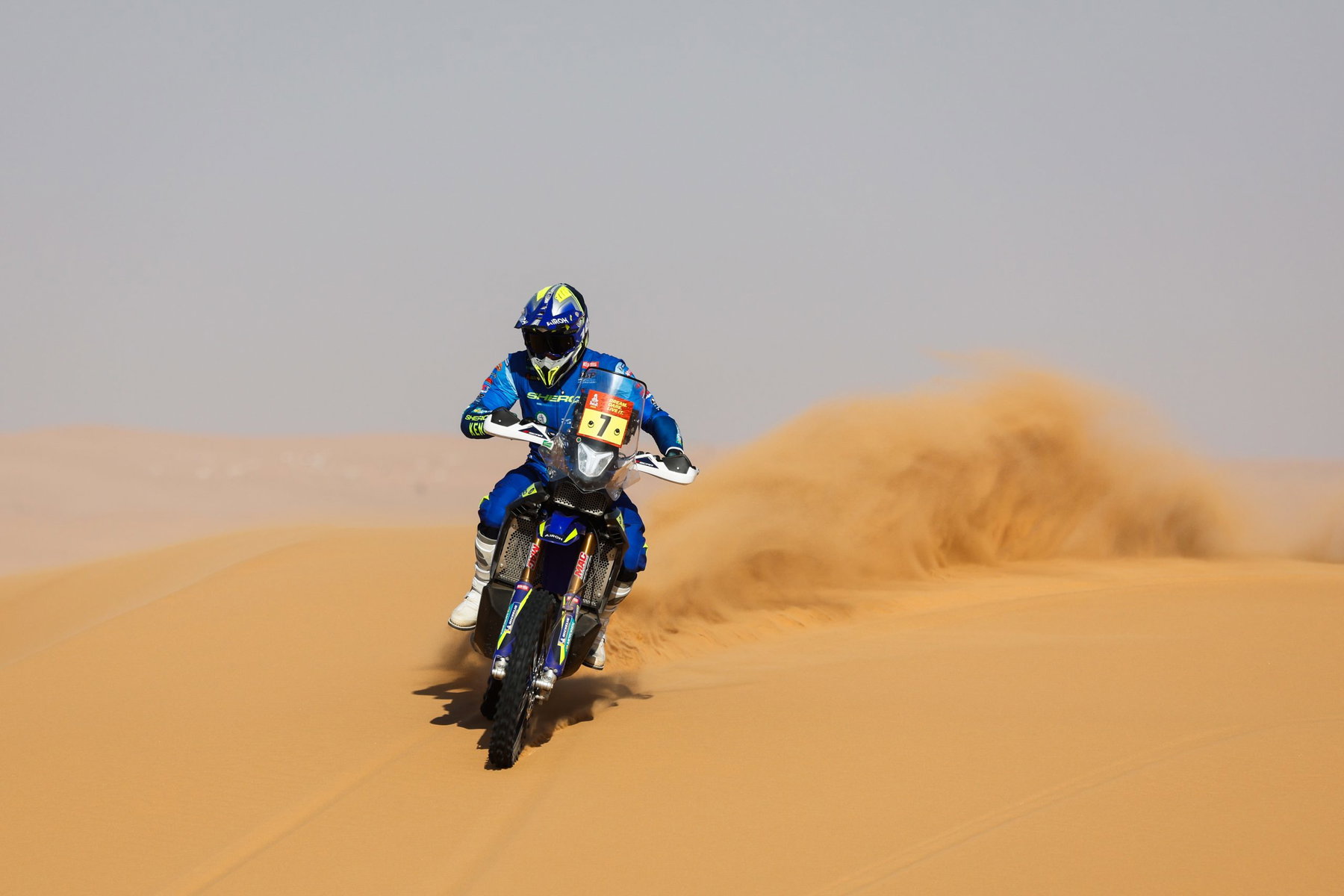 Dakar 2027 wackelt: Was über Plan B und die Absage-Gerüchte bekannt ist 4 Bradley Cox auf der Sherco bei der sechsten Etappe der Rallye Dakar 2026 zwischen Hail und Riad