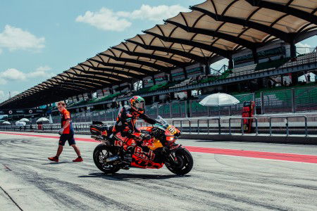734061 Brad Binder Red Bull KTM MotoGP RC16 Sepang International Circuit MYS 04 02 2026 16 MotoGP IRTA Pre Season Test Sepang MYS