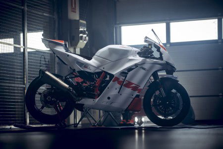 KTM 990 RC R Track: Ohne Straßenzulassung direkt auf die Rennstrecke KTM 990 RC R Track 2026 Static 47
