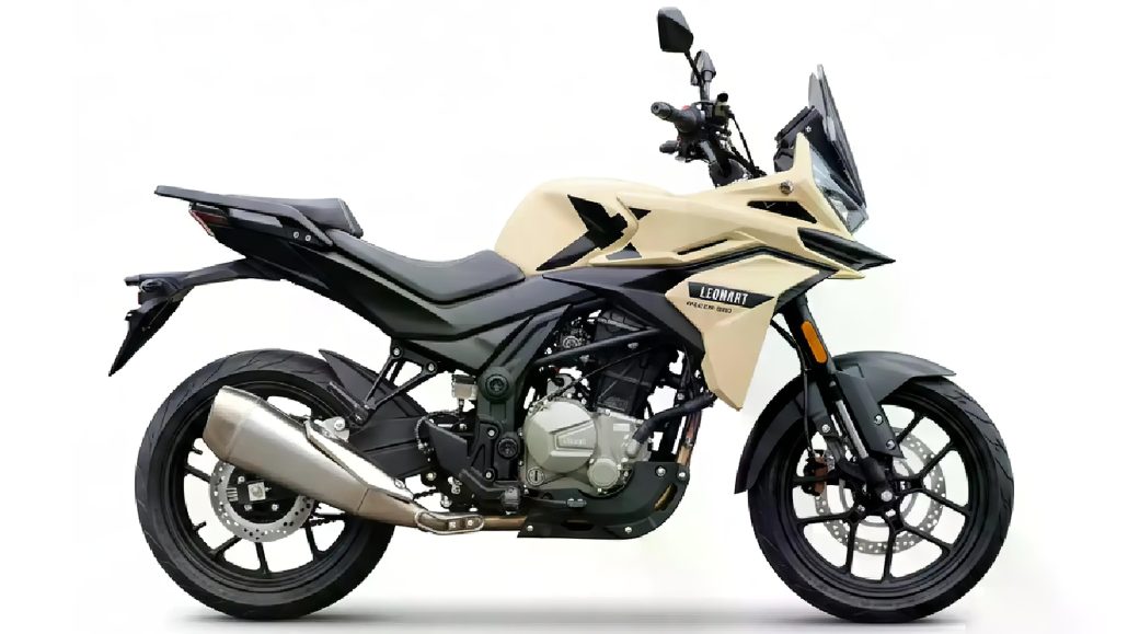 Leonart Racer 300 als A2 Crossover unter 4000 Euro 2 Leonart Racer 300 2026 2 1